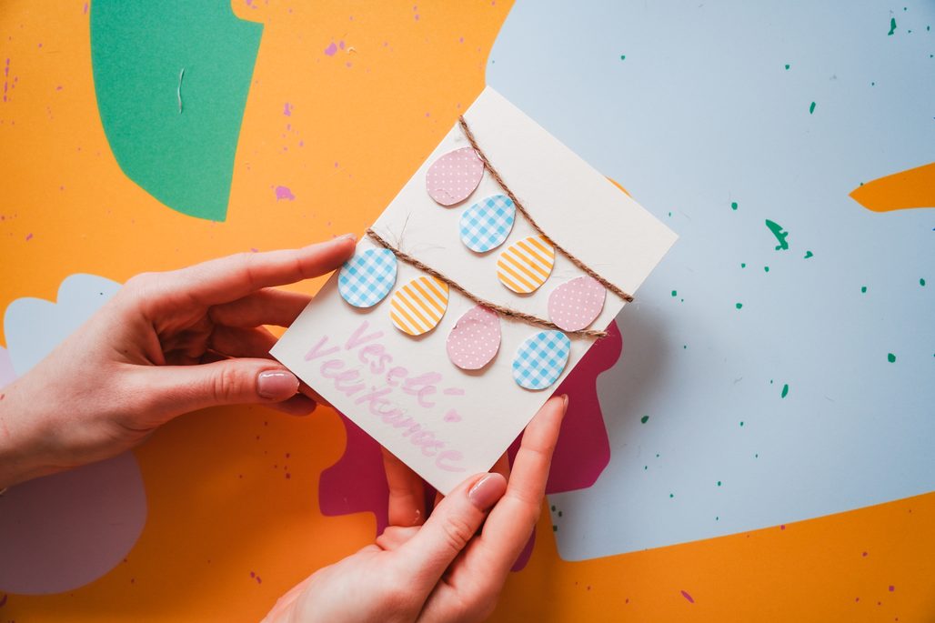 Návod na výrobu velikonočního přání s vajíčky