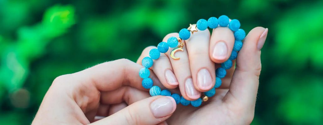 Barva roku 2026 Transformative Teal: trendy, materiály a nápady pro vaše tvoření