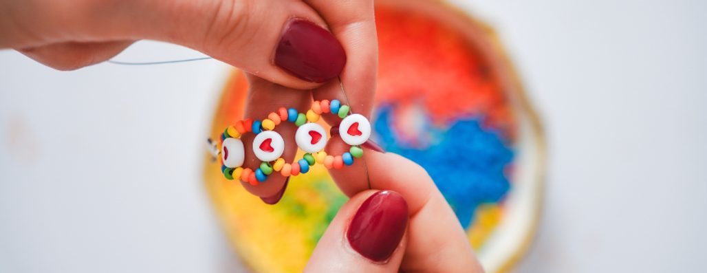 5 nápadov na DIY náramky priateľstva + návody