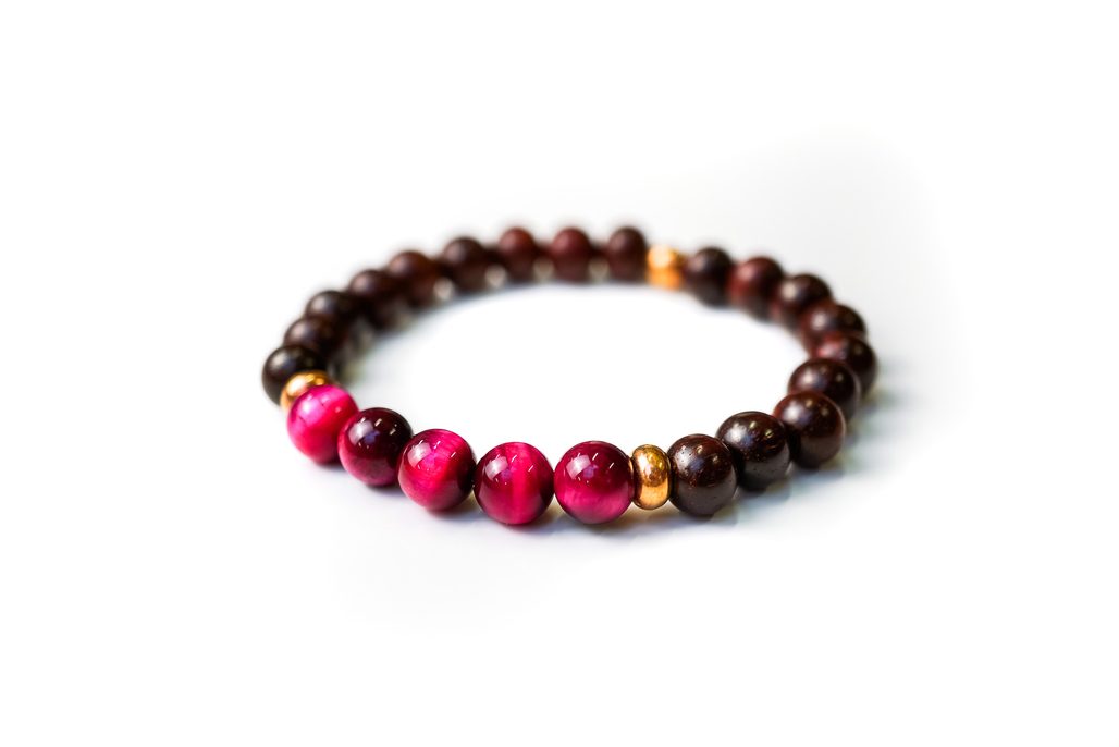 Návod na výrobu náramku s Tygřím okem a palisandrovým dřevem