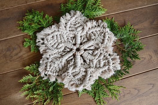 Návod na výrobu macramé vločky