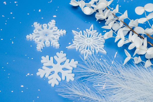 Návod na výrobu sněhových vloček z křišťálové pryskyřice