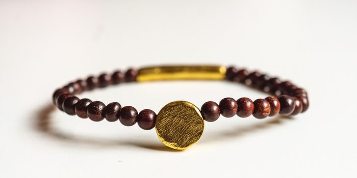 Návod na výrobu náramku z dřevěných a Nuun Design korálků