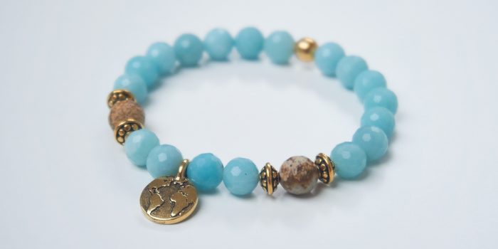 Návod na výrobu náramku s broušenými minerály pro cestovatele 2