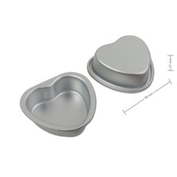 Manumi dvoudílná sada hliníkových forem na šumivé bomby 90 x 80 x 27 mm ve tvaru srdce