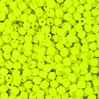Broušené korálky 3mm Neon Yellow