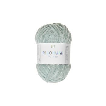 Chenille yarn Ricorumi Nilli Nilli colour shade 015 icy blue