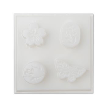 Mould for wax melts in the shape of discs