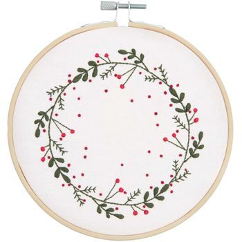 Embroidery kit for a decoration with a Christmas wreath with berries