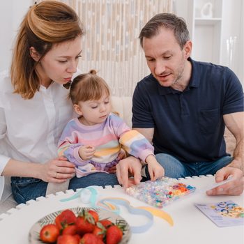 Manumi kreativní sada na výrobu náramků z korálků pro děti