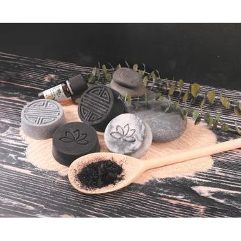 Creative kit for making soap with activated charcoal