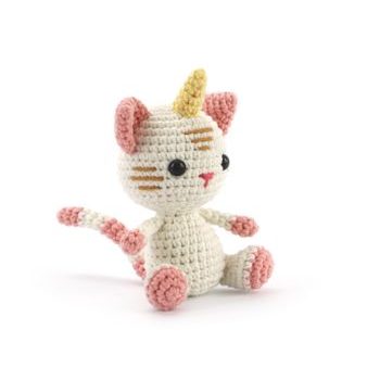 Rico design crochet set Baby blankies Ladybug