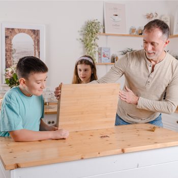 Manumi kreativní sada na výrobu přívěsků z křišťálové pryskyřice s motivy písmenek a číslic