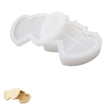 Two-piece set of silicone moulds for creative materials for a double heart-shaped box with a lid