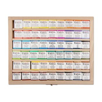 UMTON set of aquarelle paints Q-54 54 x 2.6 ml in a wooden case