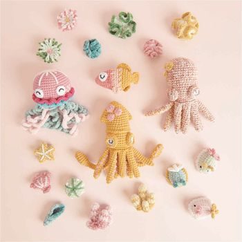 Set of skeins for crocheting polyacryl 10pcs Classic