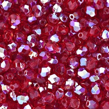 Mărgele șlefuite 4mm Siam Ruby AB