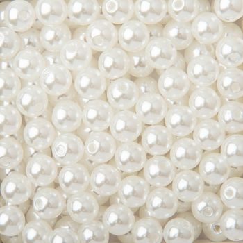 60 18mm Round Beads White Pearl