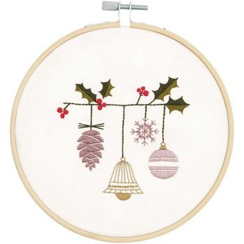 Embroidery kit for a decoration with a Christmas motif