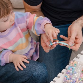 Manumi kreativní sada na výrobu náramků z korálků pro děti