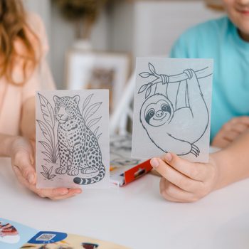 Manumi kreativní sada na výrobu přívěsků z křišťálové pryskyřice s motivy písmenek a číslic