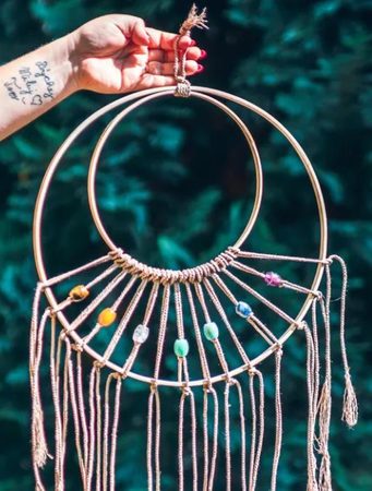 7 DIY návodů na šperky a dekorace pro dokonalou relaxaci