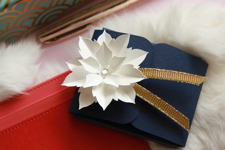 Návod na výrobu modré krabičky s vánoční hvězdou