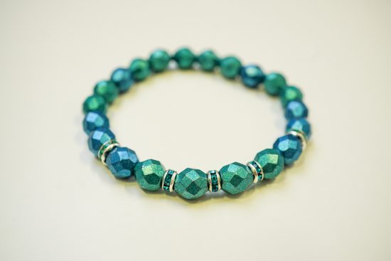 Návod na výrobu broušeného tyrkysového náramku