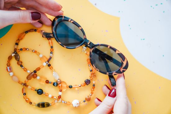 Podzimní šňůrka na brýle