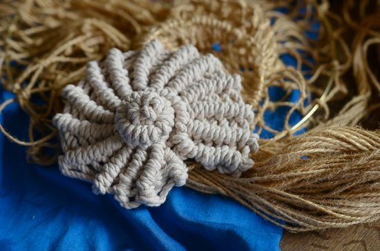 Návod na výrobu vzpomínek na léto: macramé mušle