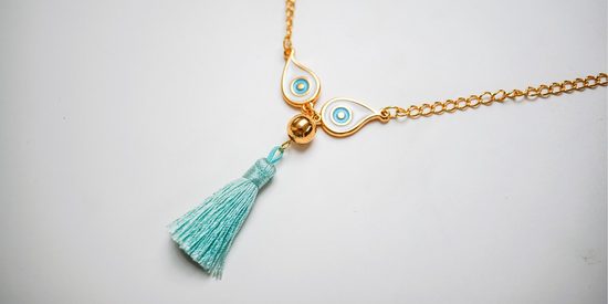 Návod na výrobu náhrdelníku se střapcem a boho okem