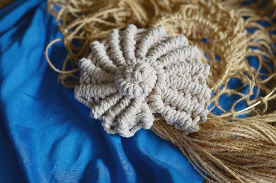 Vzpomínky na léto: macramé mušle