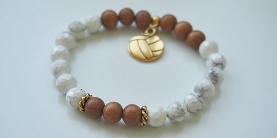 Návod na výrobu náramku pro fanoušky volejbalu