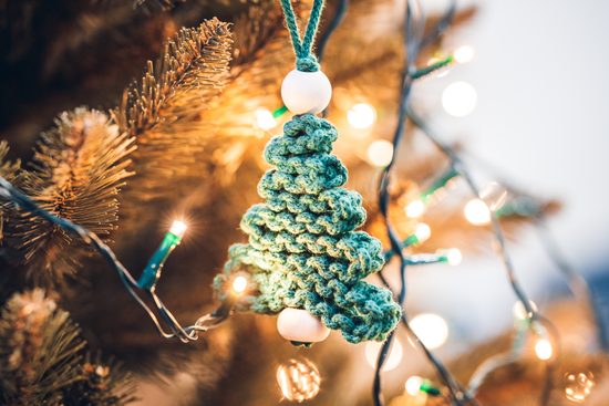 Návod na výrobu macramé ozdoby stromek