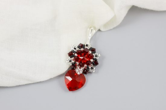 Srdíčkový SWAROVSKI přívěsek