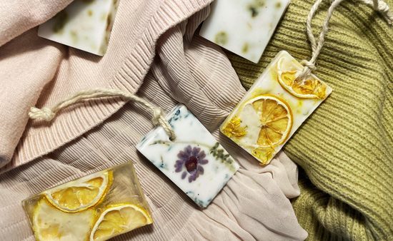 Návod na výrobu květinového mýdla do šatníku