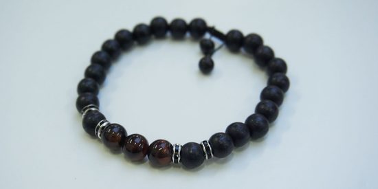 Návod na výrobu pánského náramku s minerály na shamballe