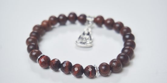 Návod na výrobu pánského náramku z broušených minerálů 2