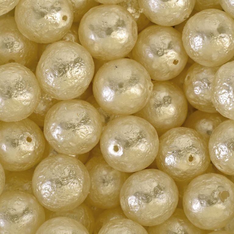 Czech glass pearls etched 14mm cream