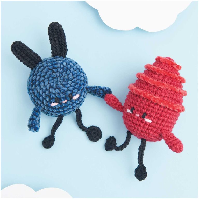 Bavlnená háčkovacia priadza Ricorumi dk odtieň 060 čierna