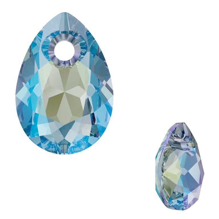 SWAROVSKI 6433 9mm Aquamarine Shimmer