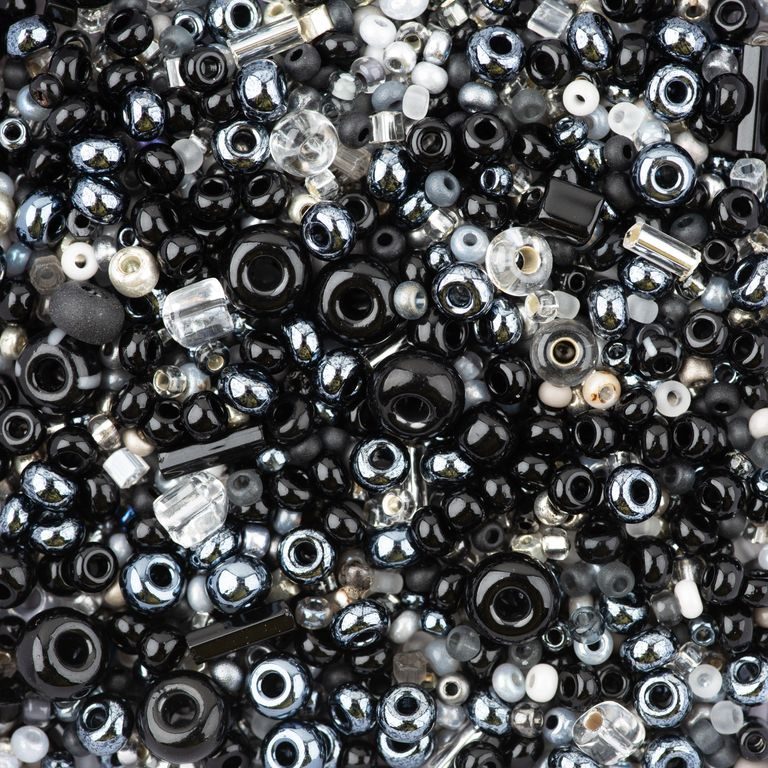 PRECIOSA mix of seed beads black