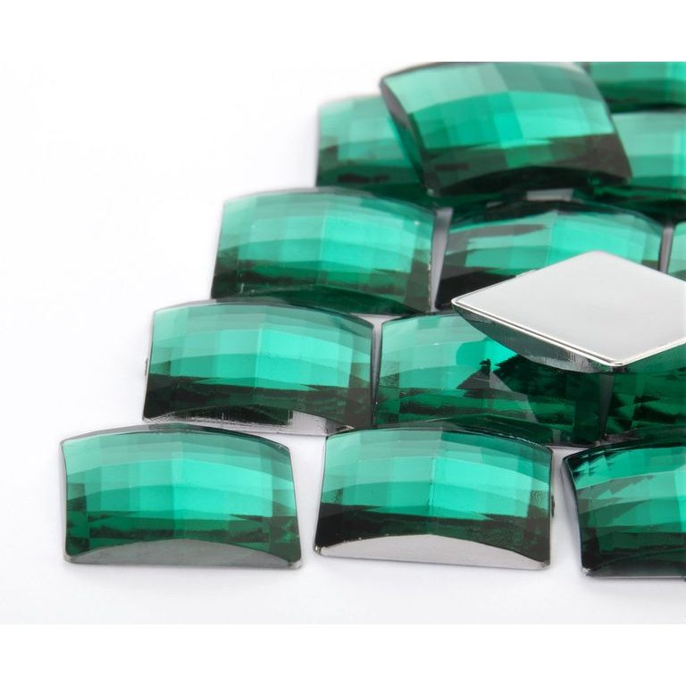 Acrylic glue-on stones square 15mm green