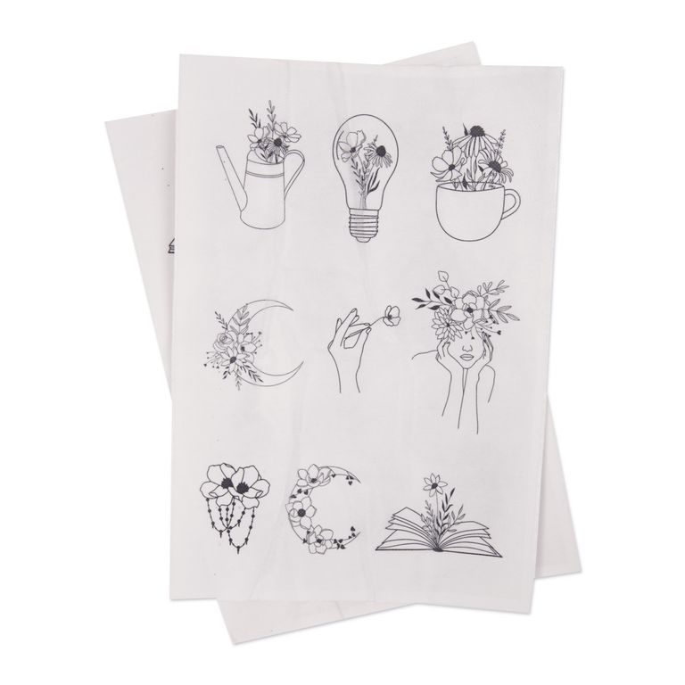 Manumi water-soluble embroidery base with boho motifs