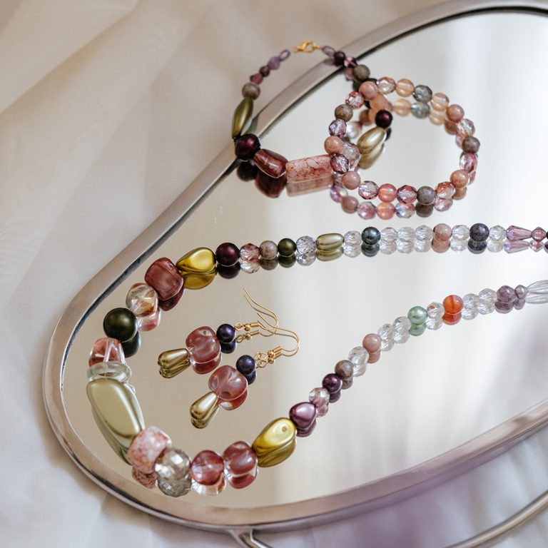 Manumi kreativní sada na výrobu šperků ze skleněných korálků Preciosa