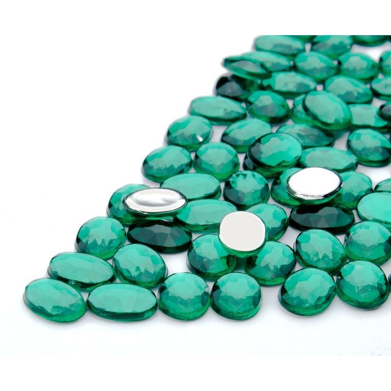 Acrylic glue-on stones oval 6x8mm green