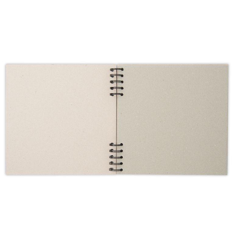 Album pentru scrapbook cu îmbinare pe înălțime 12 coli 22x22cm de culoare naturală 600g/m²