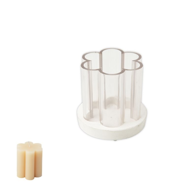 Polycarbonate candle mould in the shape of a flower 68x75mm