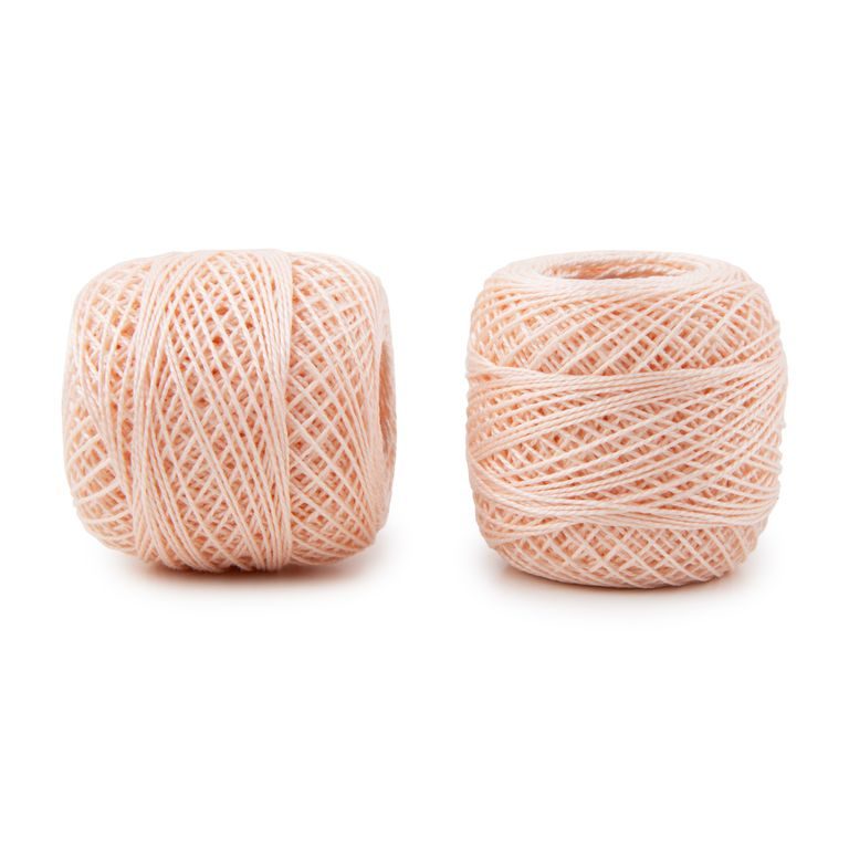 Crochet and embroidery thread Perlovka 85m light salmon