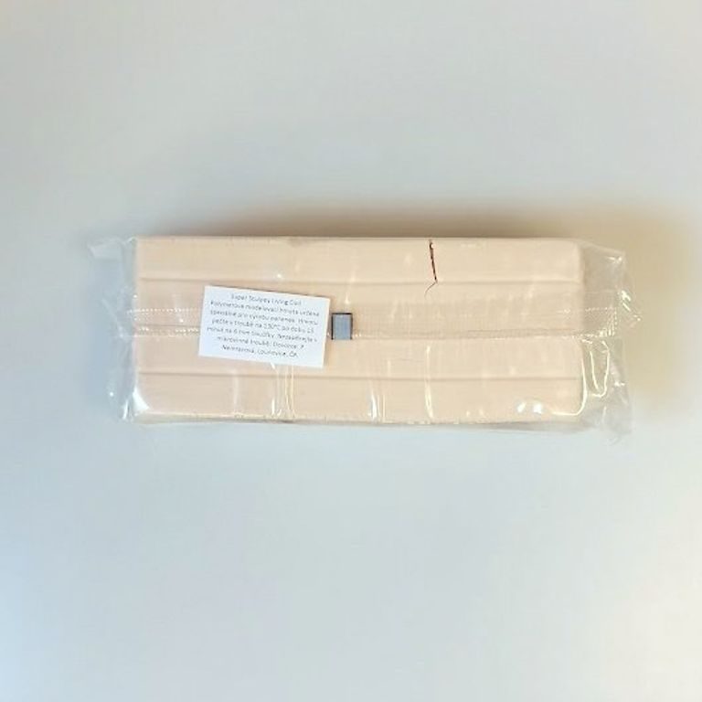 Sculpey Super Living Doll light 2. class